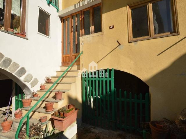 Casa indipendente in vendita a Issiglio TO