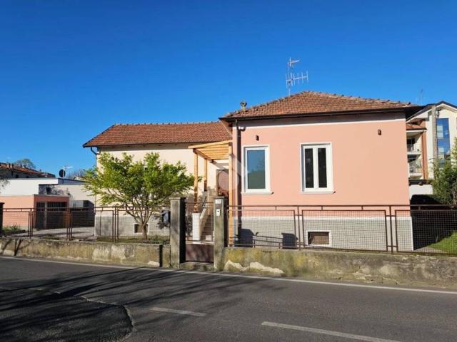 Casa indipendente in vendita a Ivrea TO