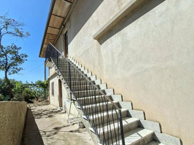 Casa indipendente in vendita a Joppolo VV