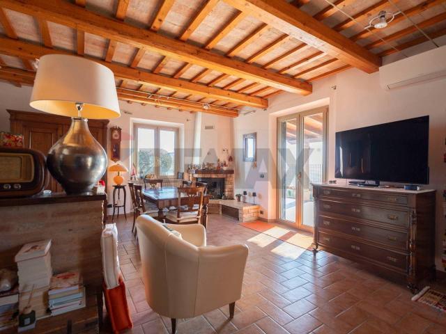 Casa indipendente in vendita a Jesi