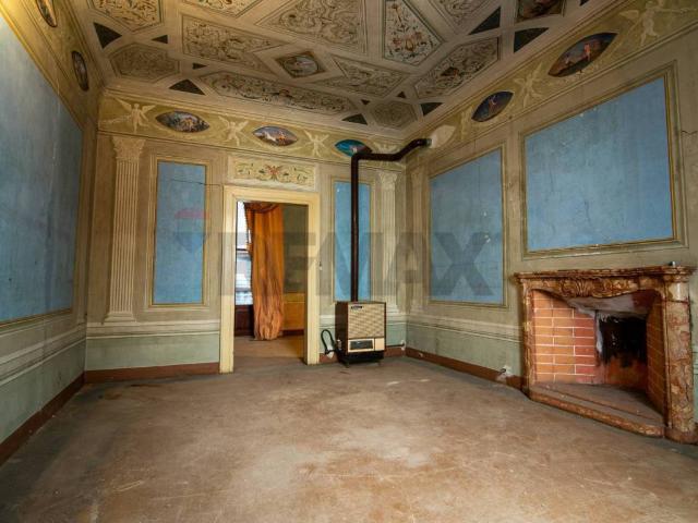 Casa indipendente in vendita a Jesi AN