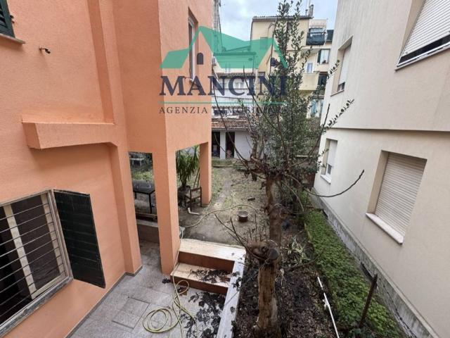 Casa indipendente in vendita a Jesi AN