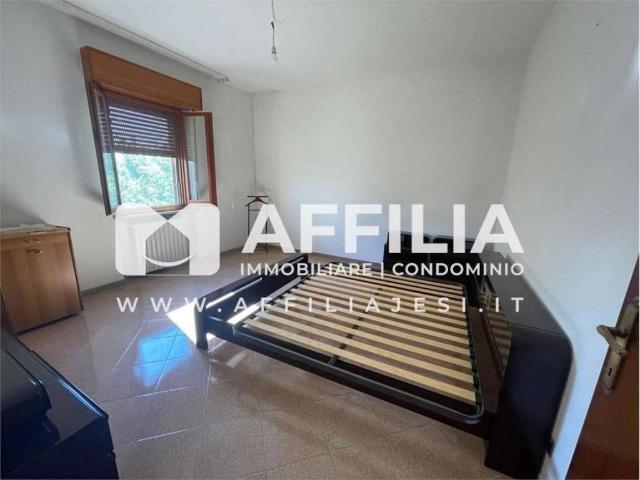 Casa indipendente in vendita a Jesi AN