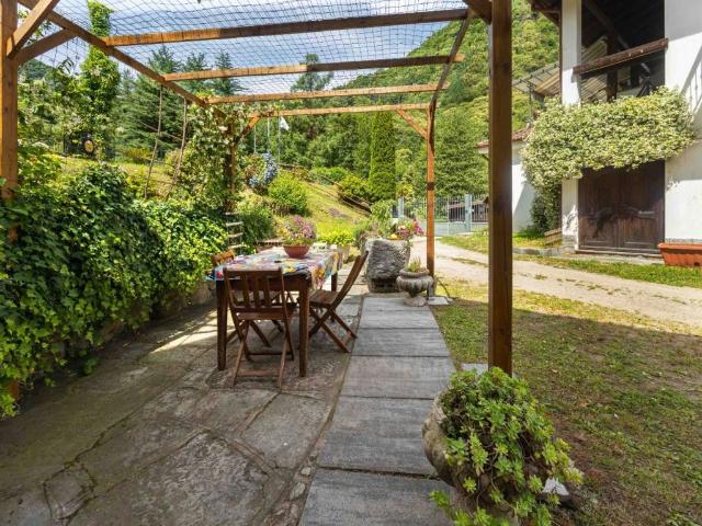 Casa indipendente in vendita a Omegna VB