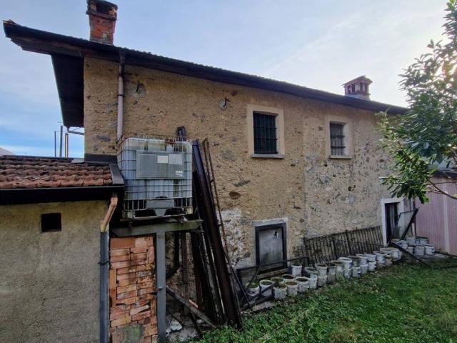 Casa indipendente in vendita a Omegna VB