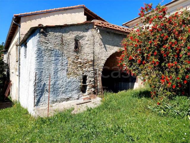 Casa indipendente in vendita a Onzo
