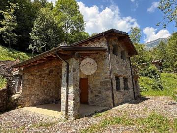 Casa indipendente in vendita a Ono San Pietro BS