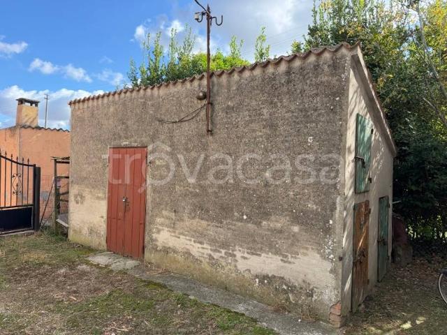 Casa indipendente in vendita a Occhiobello via Eridania, 26