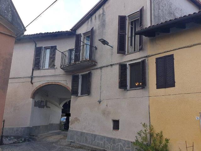 Casa indipendente in vendita a Odalengo Grande AL