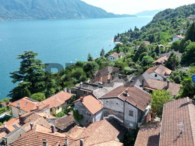 Casa indipendente in vendita a Oggebbio VB