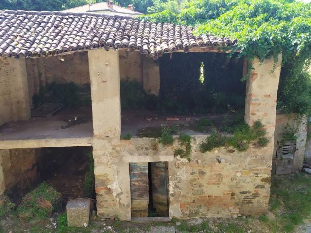 Casa indipendente in vendita a Oggiono LC