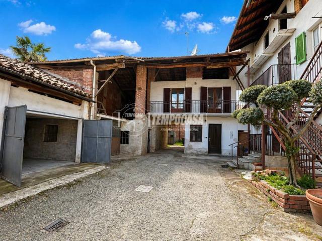 Casa indipendente in vendita a Oglianico TO