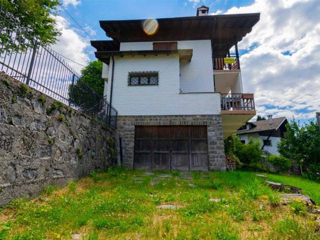 Casa indipendente in vendita a Oltre il Colle BG