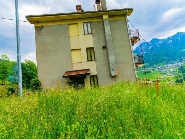 Casa indipendente in vendita a Oltre il Colle BG