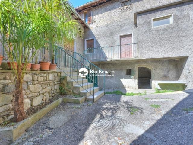 Casa indipendente in vendita a Oldesio, Tignale