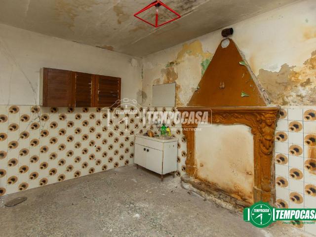 Casa indipendente in vendita a Oleggio