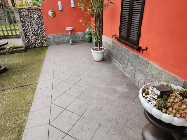Casa indipendente in vendita a Oleggio NO