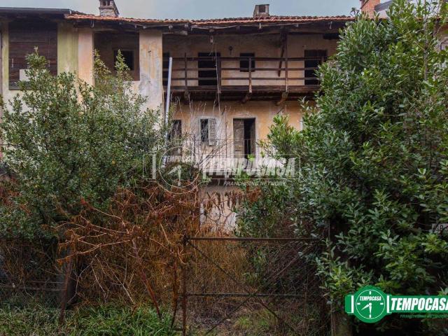 Casa indipendente in vendita a Oleggio NO
