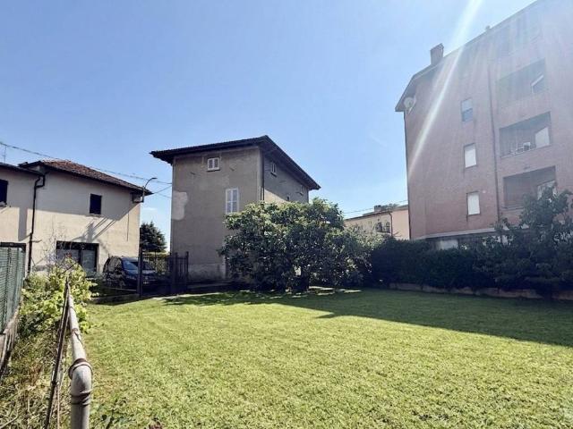 Casa indipendente in vendita a Olgiate Molgora LC