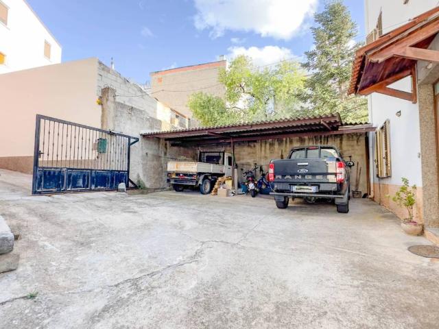 Casa indipendente in vendita a Oliena NU