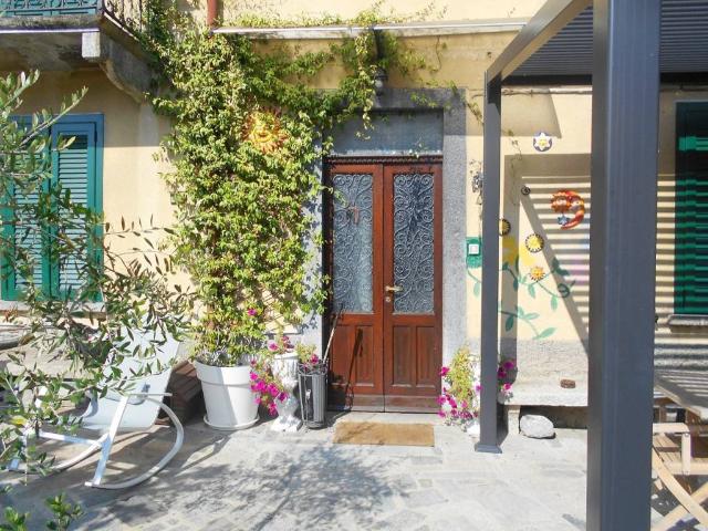 Casa indipendente in vendita a Oliveto Lario LC