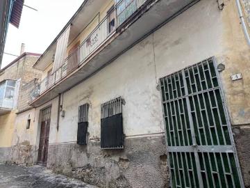Casa indipendente in vendita a Orta di Atella CE