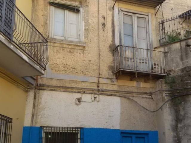 Casa indipendente in vendita a Orta di Atella CE