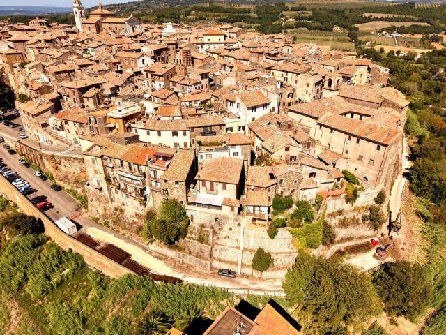 Casa indipendente in vendita a Orte VT