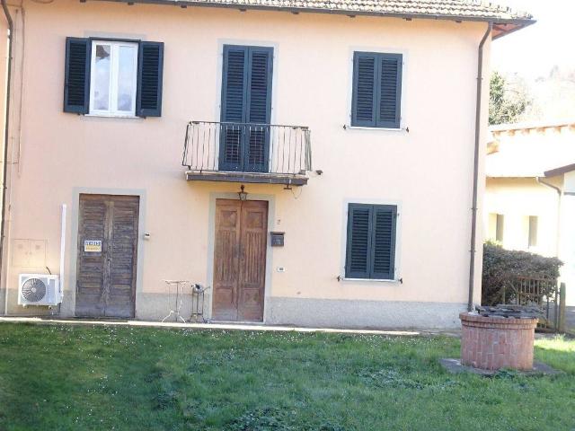 Casa indipendente in vendita a Ortignano Raggiolo AR