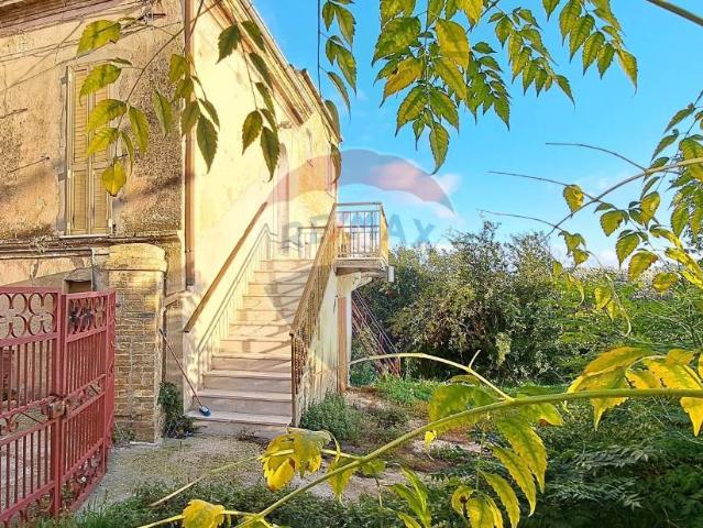 Casa indipendente in vendita a Ortona
