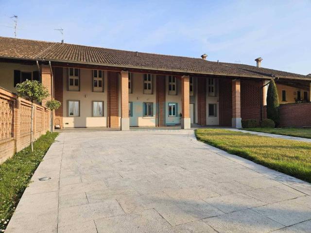 Casa indipendente in vendita a Orzinuovi BS