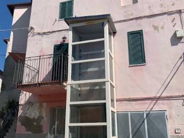 Casa indipendente in vendita a Orciano Pisano PI