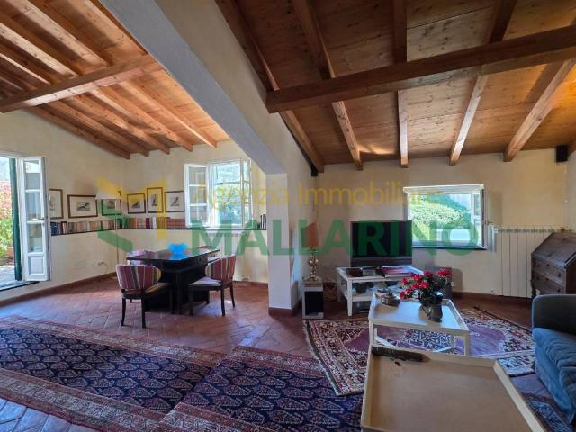 Casa indipendente in vendita a Orco Feglino SV