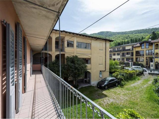 Casa indipendente in vendita a Orino VA