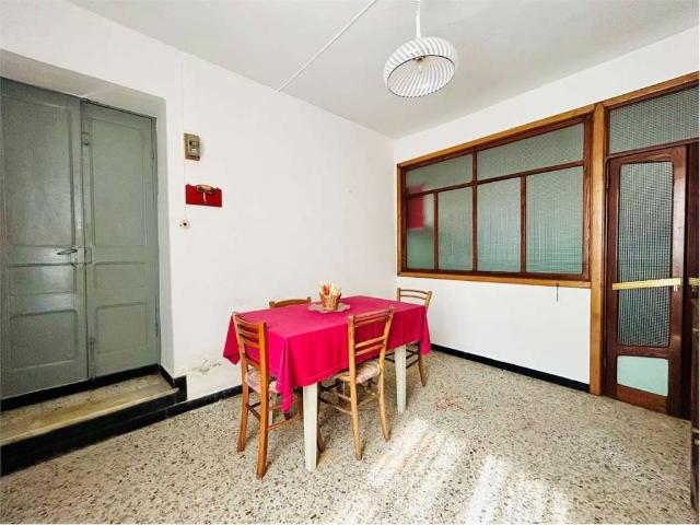 Casa indipendente in vendita a Ormea CN