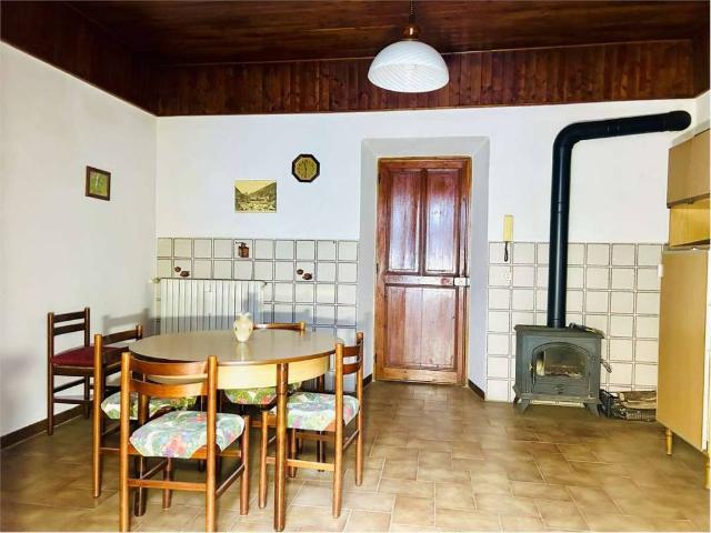 Casa indipendente in vendita a Ormea CN