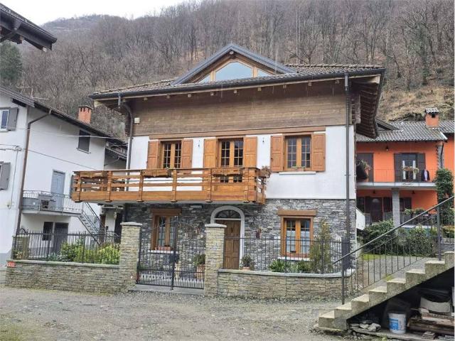 Casa indipendente in vendita a Ornavasso VB