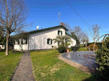 Casa indipendente in vendita a Ostellato