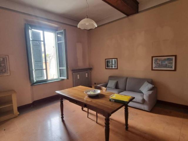 Casa indipendente in vendita a Ostiano CR