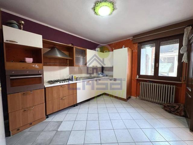 Casa indipendente in vendita a Ostiano CR