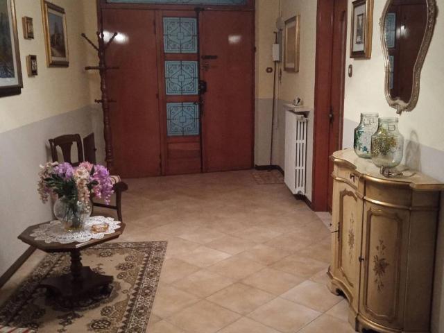 Casa indipendente in vendita a Ostiano CR