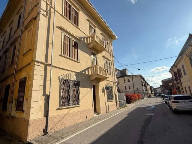 Casa indipendente in vendita a Ostiglia MN
