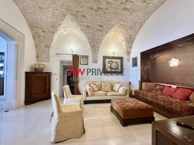 Casa indipendente in vendita a Ostuni BR