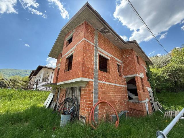 Casa indipendente in vendita a Osiglia SV