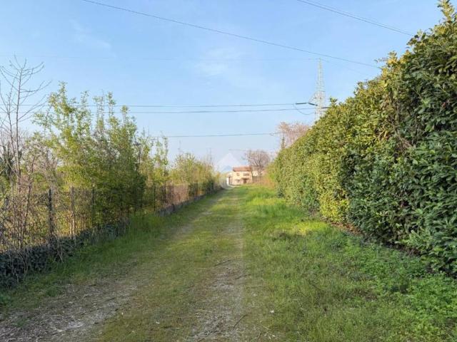 Casa indipendente in vendita a Osio Sopra BG