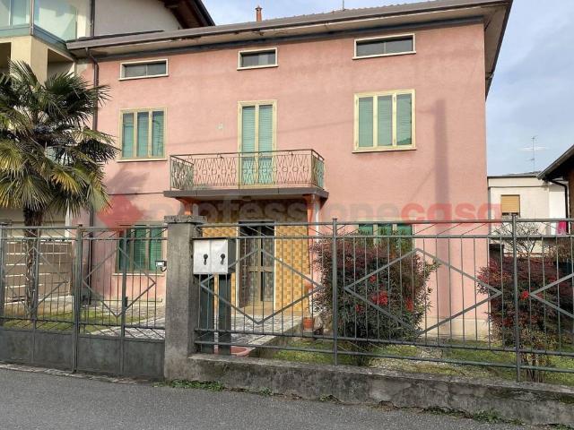 Casa indipendente in vendita a Osio Sotto BG