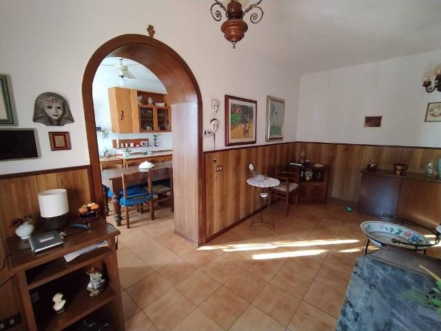Casa indipendente in vendita a Ossago Lodigiano LO
