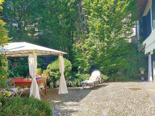 Casa indipendente in vendita a Ossago Lodigiano LO