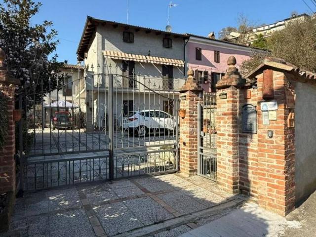Casa indipendente in vendita a Ottiglio AL