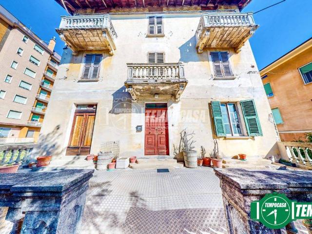 Villa in vendita a Ovada AL